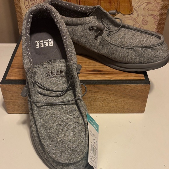 Reef Other - Reef Men's Gray Loafers